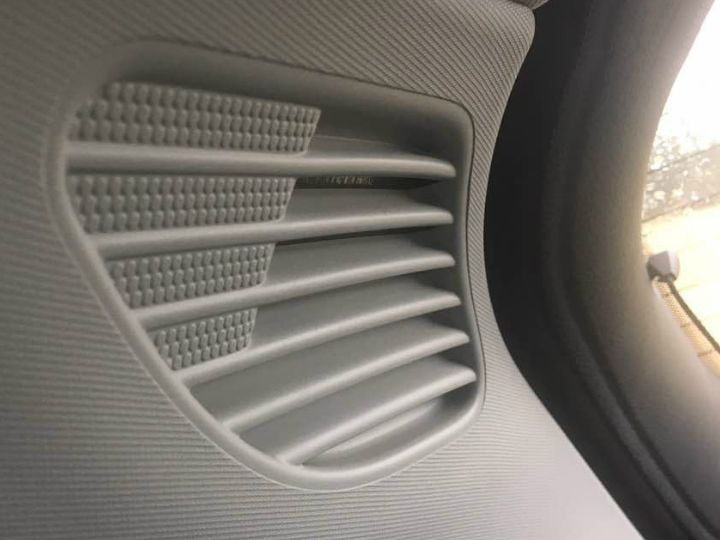 Jeep has a deep rooted history in the USA, can you see the resemblance between this C-pillar vent and the American flag