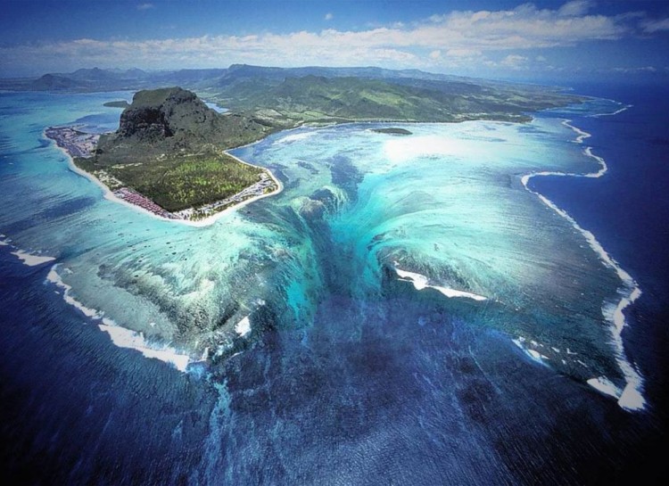 Underwater Waterfall