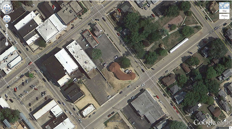 A Penis Building 41.84201, -89.485937 Dixon, Illinois, USA